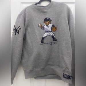 Polo by Ralph Lauren Gray Sweater with Bear Design Size Med Men